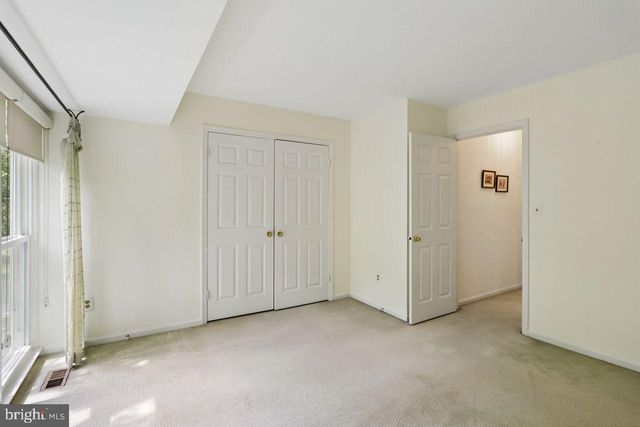 11333 ORCHARD LN, Reston, VA 20190