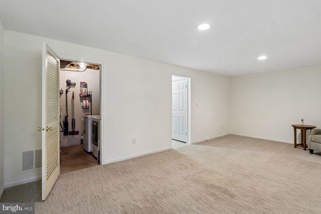 11333 ORCHARD LN, Reston, VA 20190