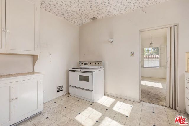 10524 Wilkins Avenue, Los Angeles, CA 90024