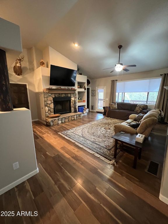 Image 15 of property listing at 3473 HIGH COUNTRY Drive, Heber, AZ 85928