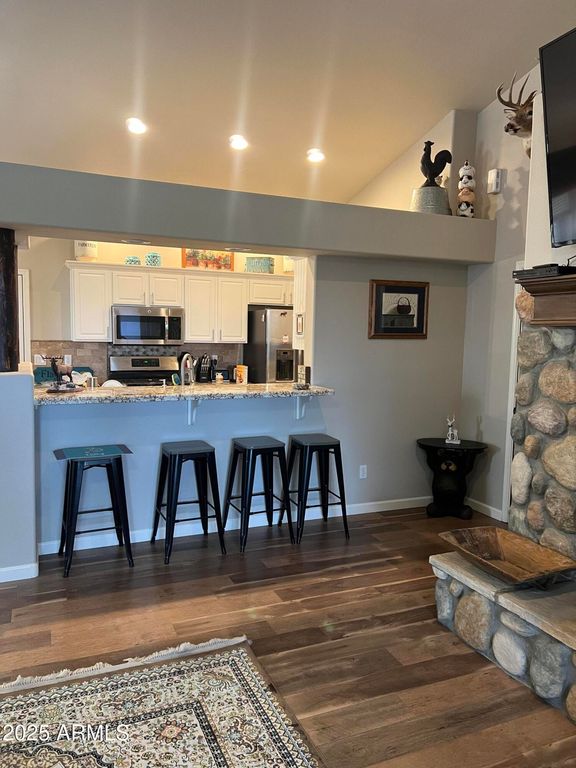 Image 8 of property listing at 3473 HIGH COUNTRY Drive, Heber, AZ 85928