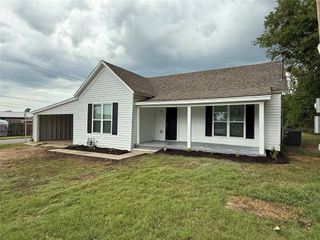 412 3rd Street, Whitesboro, TX 76273