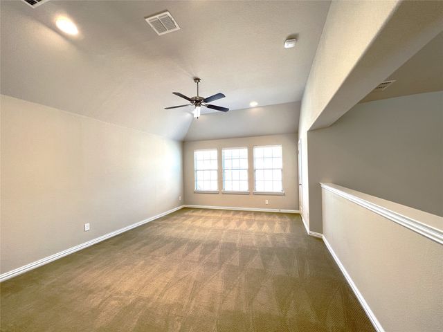 720 Raunald Drive, Lewisville, TX 75056