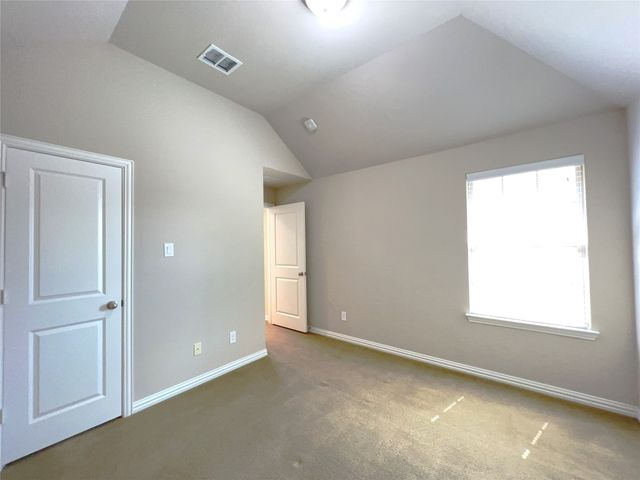 720 Raunald Drive, Lewisville, TX 75056