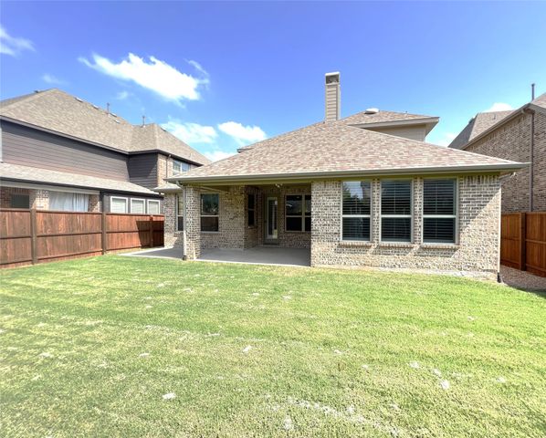 720 Raunald Drive, Lewisville, TX 75056