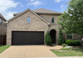 720 Raunald Drive, Lewisville, TX 75056