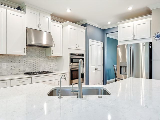 6017 MAIDENSTONE WAY, Palmetto, FL 34221