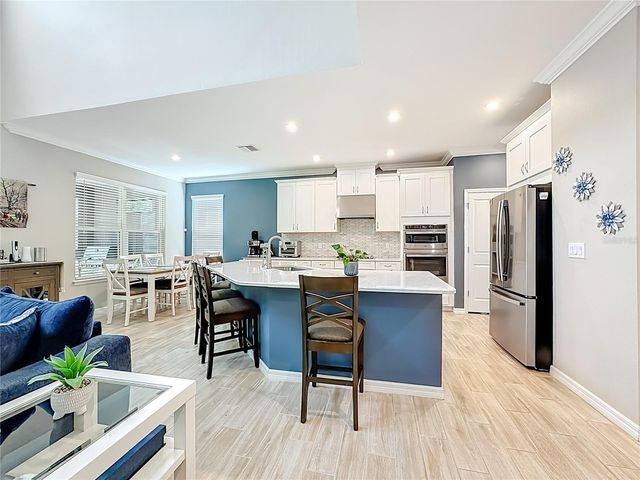 6017 MAIDENSTONE WAY, Palmetto, FL 34221