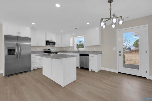 120 Road 9106, Rainsville, AL 35986