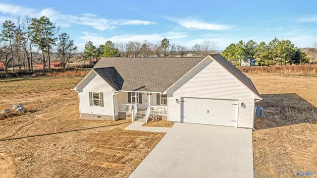 120 Road 9106, Rainsville, AL 35986