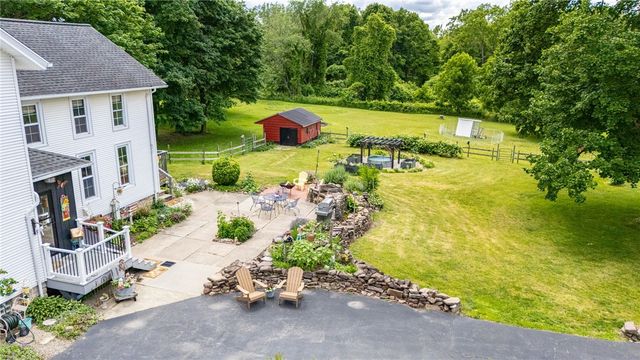 151 Gillett Road, Ogden, NY 14559