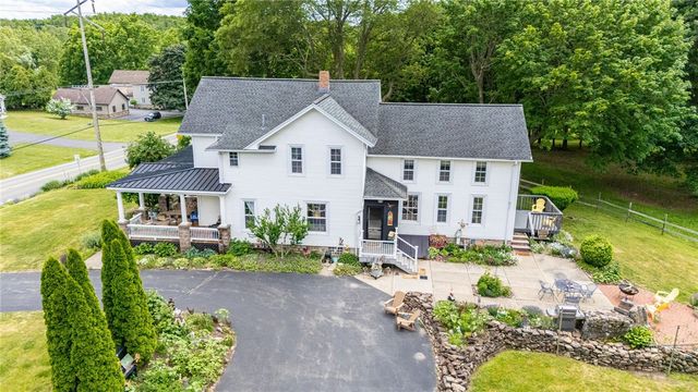 151 Gillett Road, Ogden, NY 14559