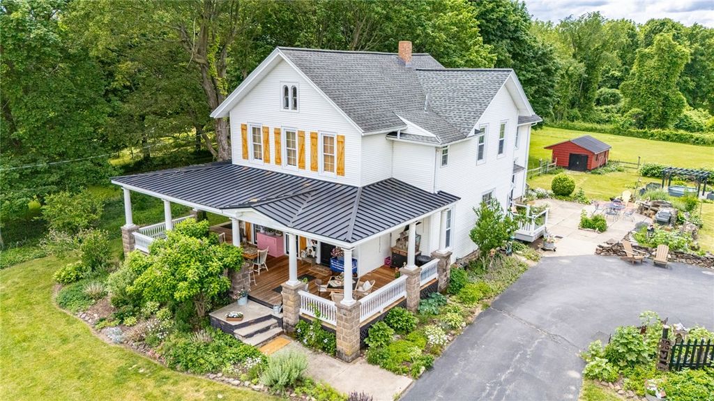 151 Gillett Road, Ogden, NY 14559
