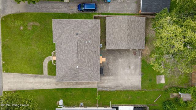 3602 Nellie Bly Dr, Louisville, KY 40213