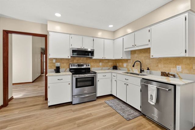 111 Thornhill Drive, Brunswick, GA 31525