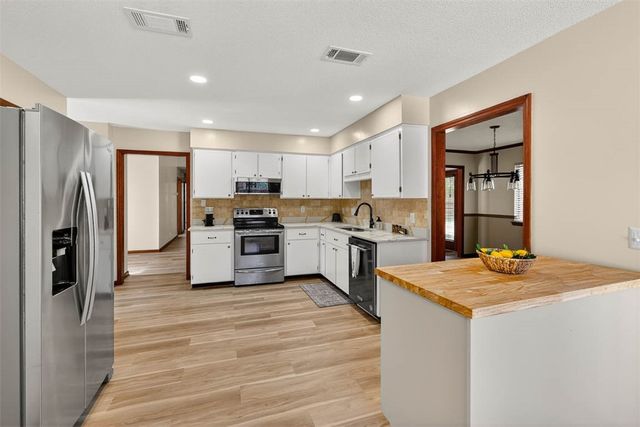 111 Thornhill Drive, Brunswick, GA 31525