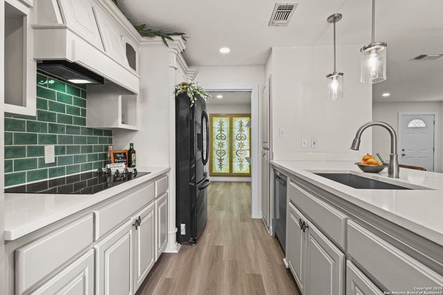 10206 Bull Run, San Antonio, TX 78230