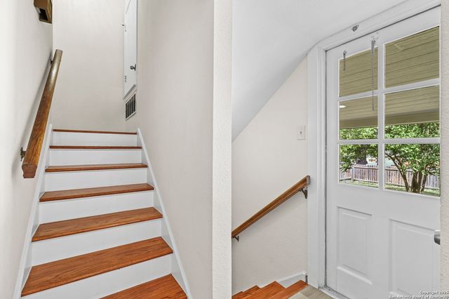 10206 Bull Run, San Antonio, TX 78230