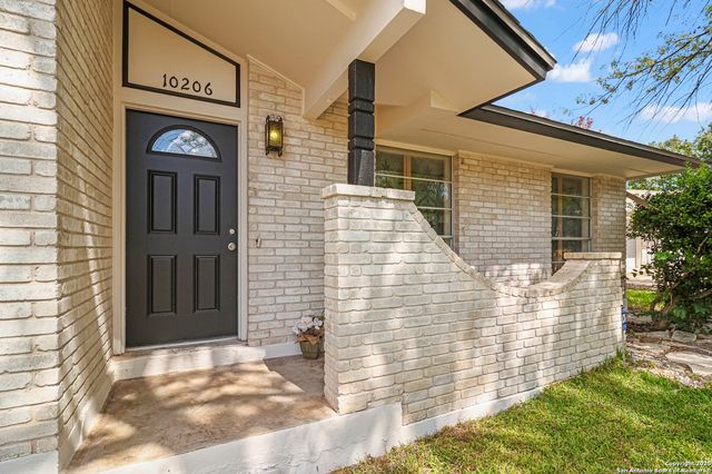 10206 Bull Run, San Antonio, TX 78230