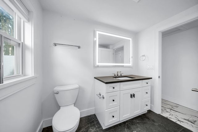 219 Waverly Rd 219, North Andover, MA 01845