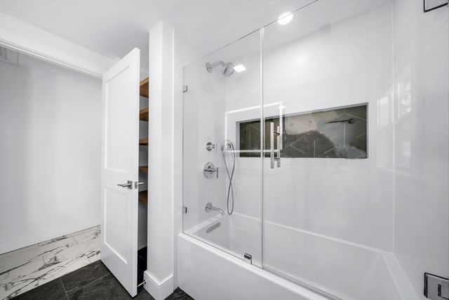 219 Waverly Rd 219, North Andover, MA 01845