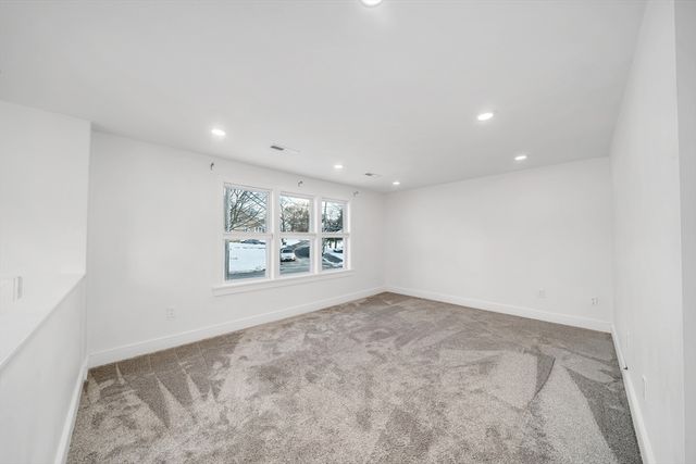 219 Waverly Rd 219, North Andover, MA 01845