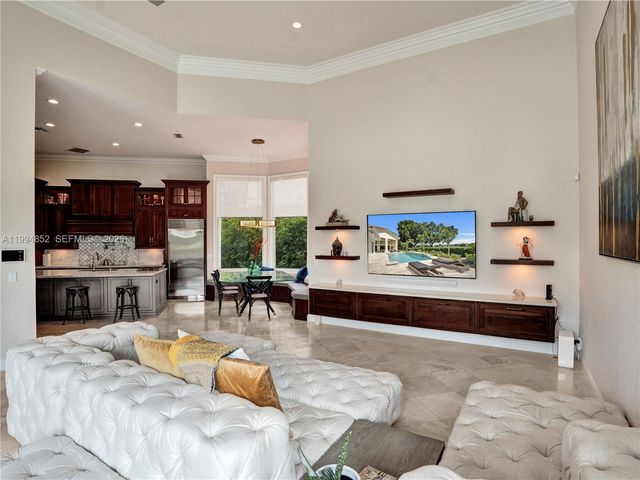 2512 Princeton Court, Weston, FL 33327