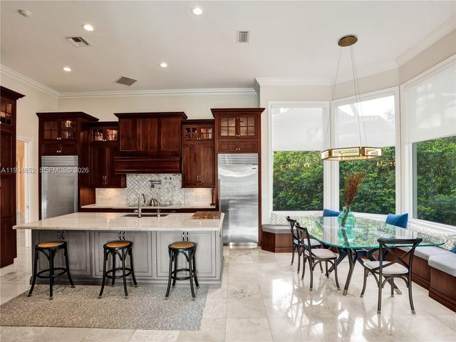 2512 Princeton Court, Weston, FL 33327