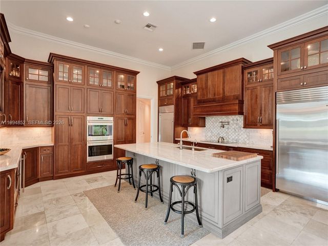 2512 Princeton Court, Weston, FL 33327