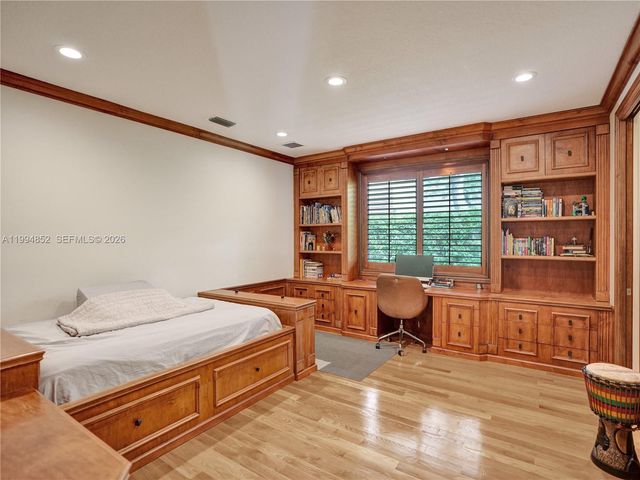 2512 Princeton Court, Weston, FL 33327