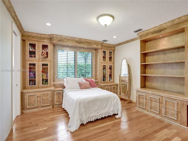2512 Princeton Court, Weston, FL 33327