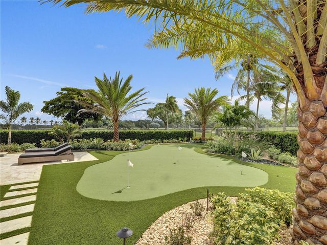 2512 Princeton Court, Weston, FL 33327