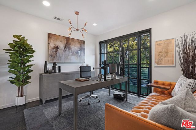 3159 Thatcher Avenue, Marina Del Rey, CA 90292