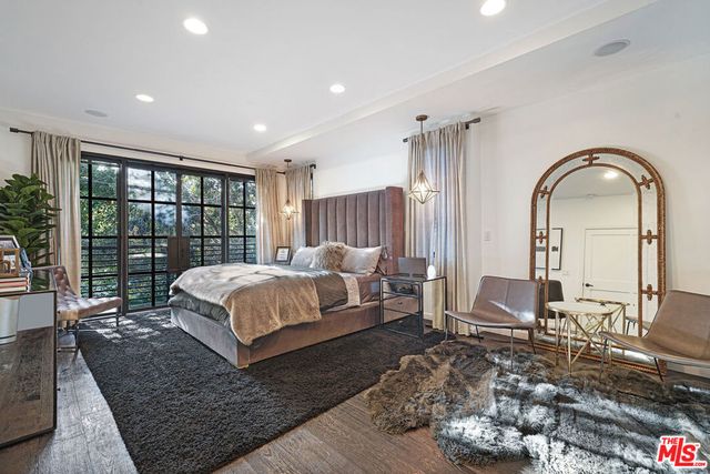 3159 Thatcher Avenue, Marina Del Rey, CA 90292