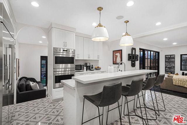 3159 Thatcher Avenue, Marina Del Rey, CA 90292