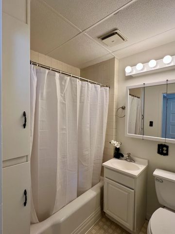 1027 E Courtland Ave, Spokane, WA 99207