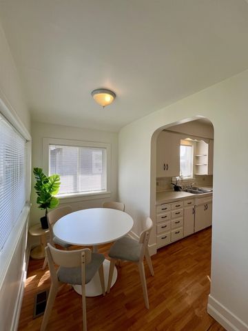 1027 E Courtland Ave, Spokane, WA 99207