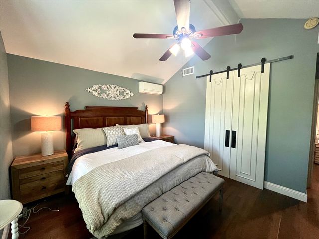 17216 Ikel Drive, Dallas, TX 75248