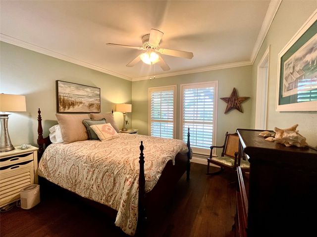 17216 Ikel Drive, Dallas, TX 75248