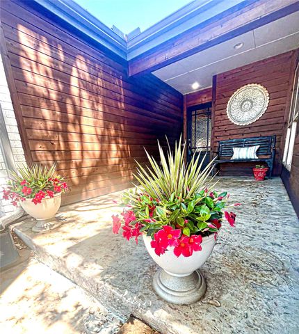 17216 Ikel Drive, Dallas, TX 75248