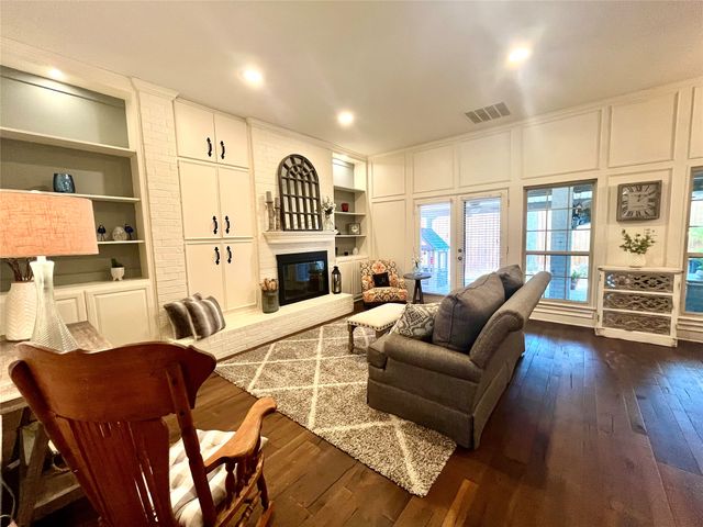 17216 Ikel Drive, Dallas, TX 75248