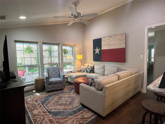 17216 Ikel Drive, Dallas, TX 75248