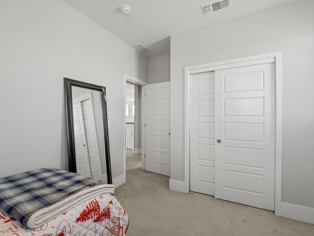 4477 Vineyard Drive, Madera, CA 93636