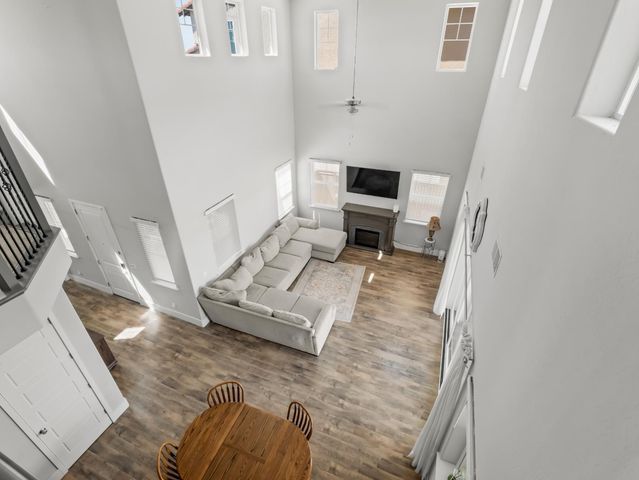 4477 Vineyard Drive, Madera, CA 93636