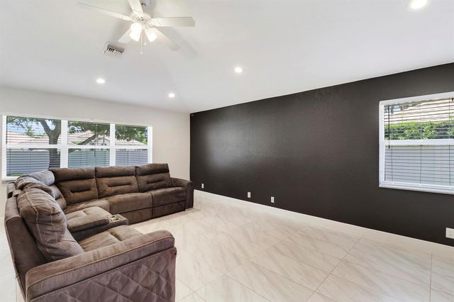 7720 Forestay Drive, Lake Worth, FL 33467