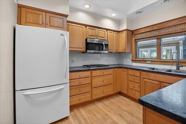 2641 Chamberlain Avenue, Madison, WI 53705