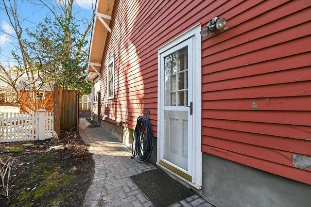 2641 Chamberlain Avenue, Madison, WI 53705