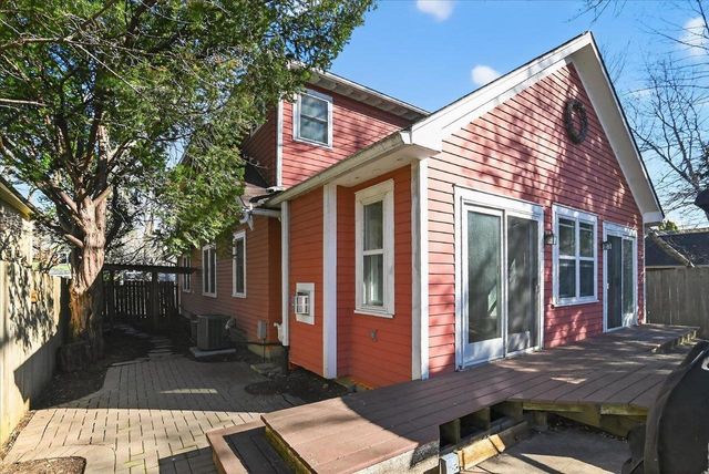 2641 Chamberlain Avenue, Madison, WI 53705