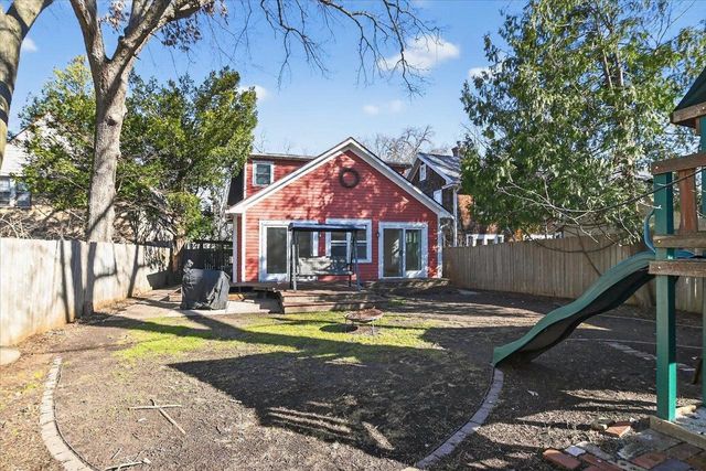 2641 Chamberlain Avenue, Madison, WI 53705