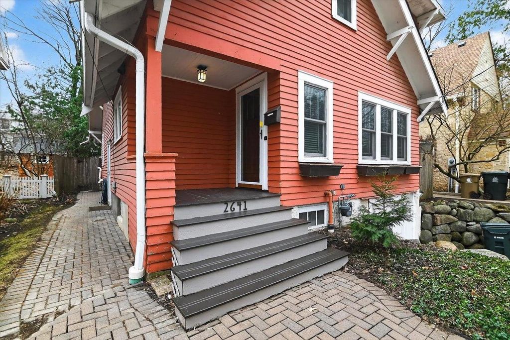 2641 Chamberlain Avenue, Madison, WI 53705